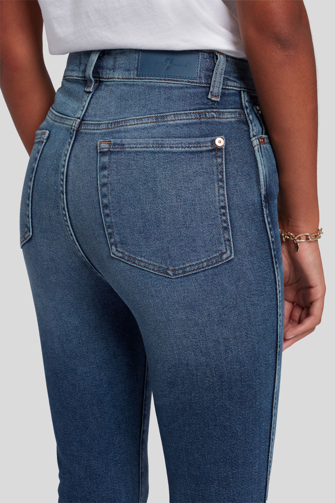 The HW Slim Kick Luxe Vintage Jeans - Dark Blue - Image 5