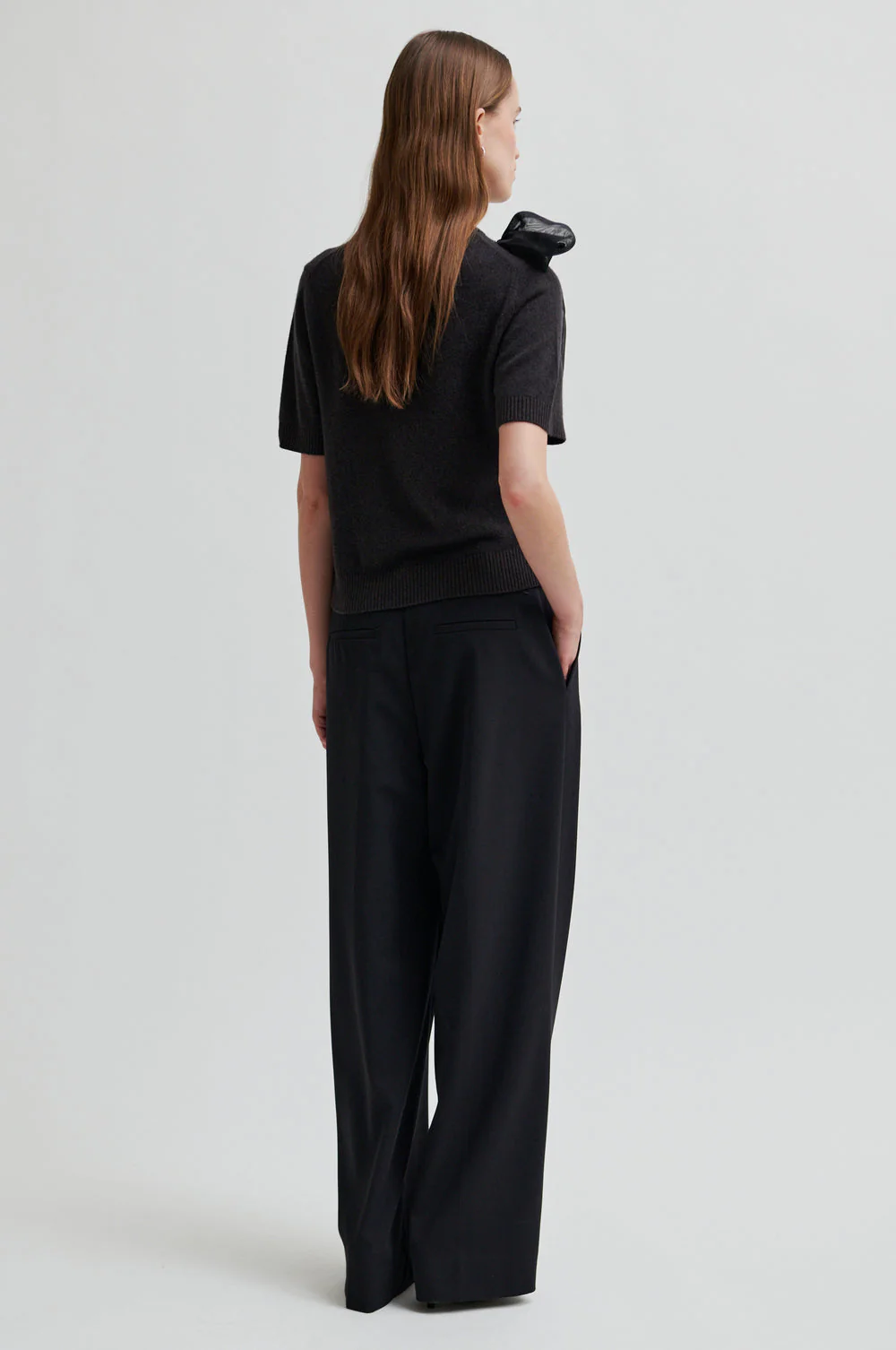 Leara Knit O-Neck - Black Sand - Image 4