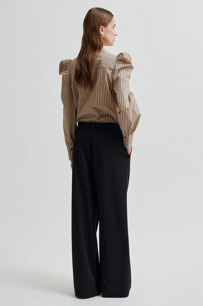 Serina Slim Shirt - Camel - Image 5