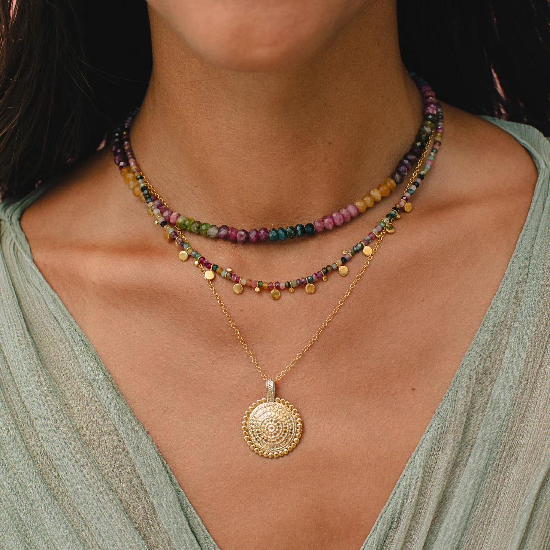 Sundara Pendant Necklace - Gold - Image 3