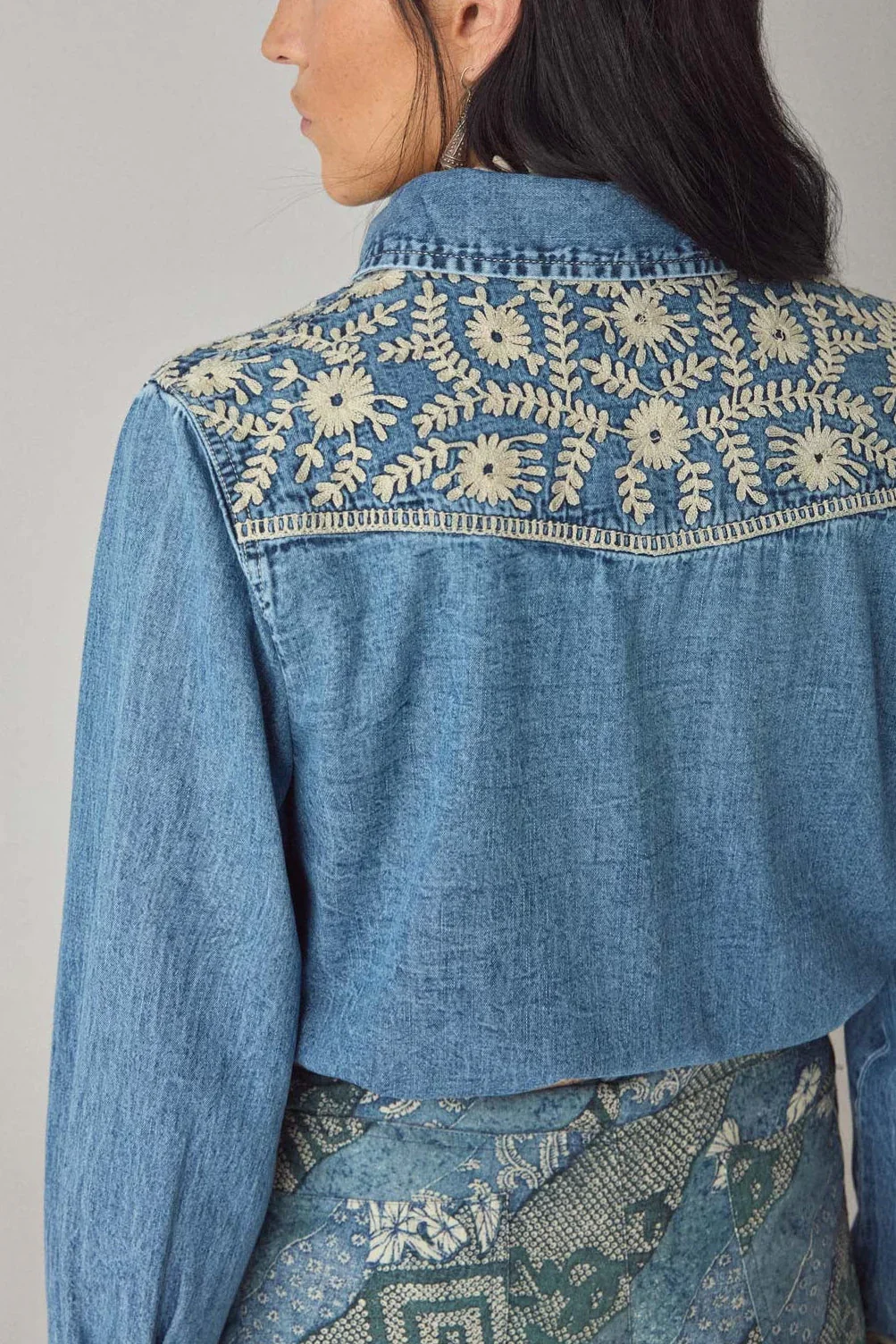 Thelma Shirt - Blue Haze - Image 5
