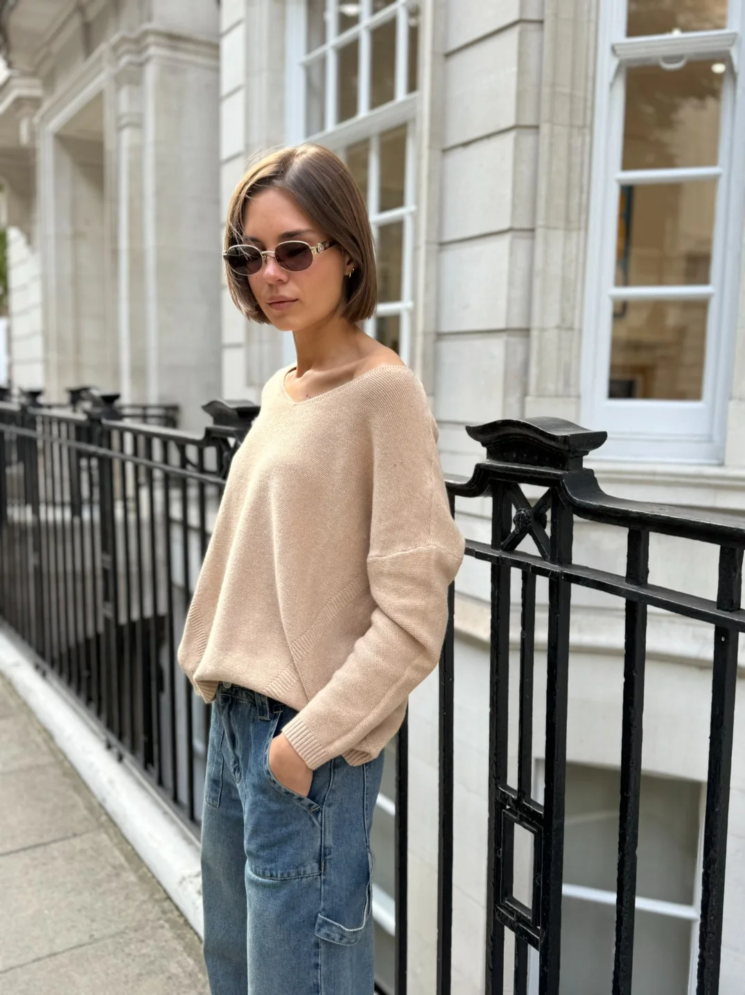 Y Pandora V-Neck Knit - Beige - Image 3